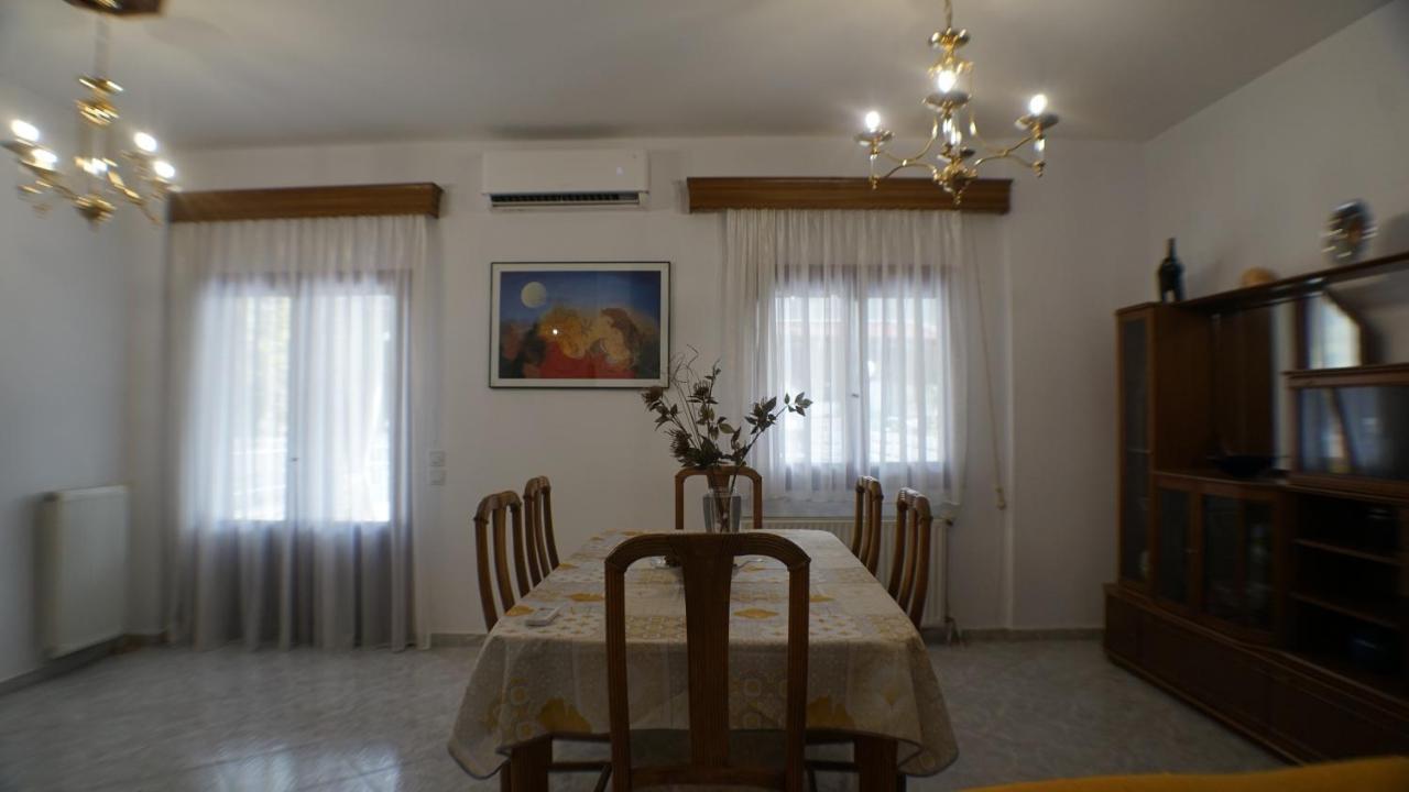 Villa Konstadine Аспровалта Екстериор снимка