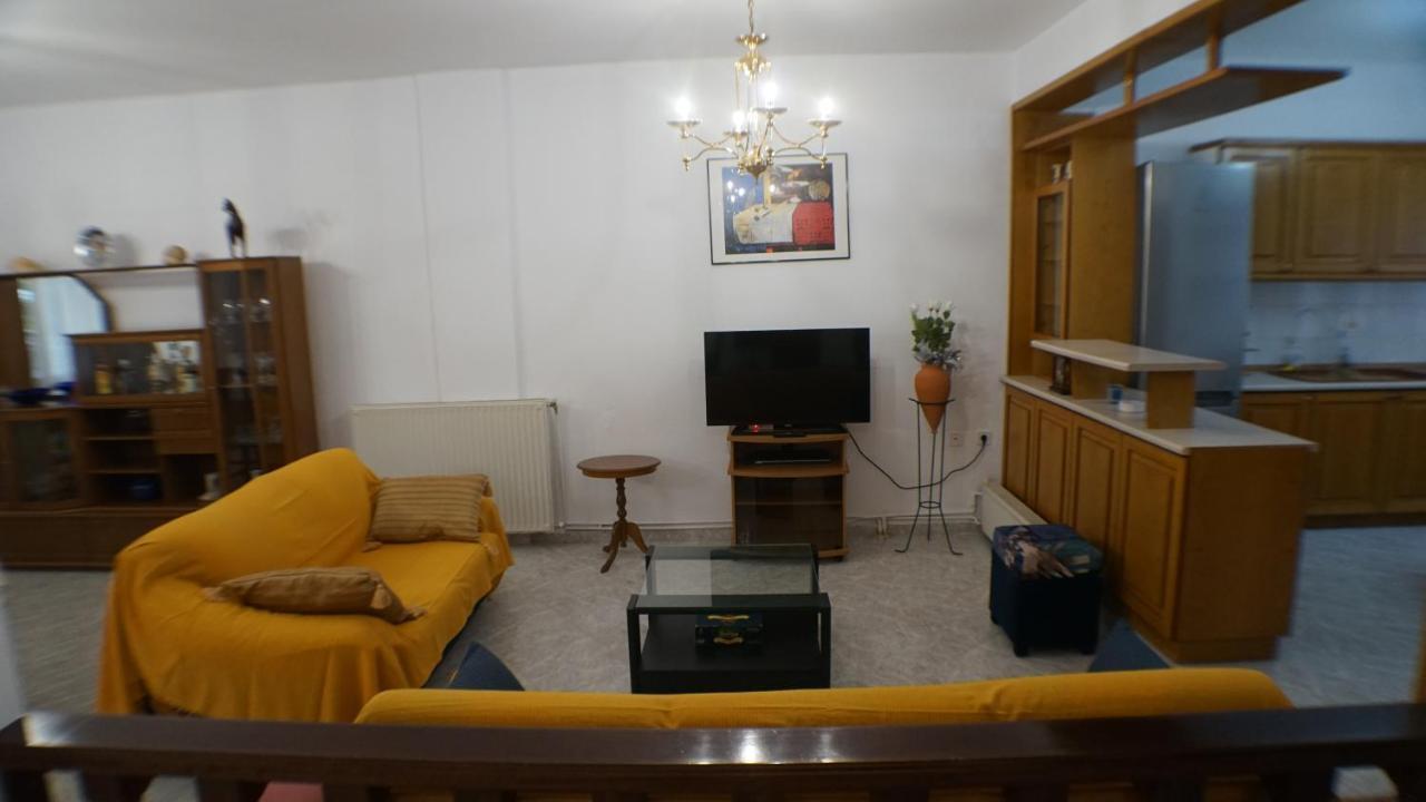Villa Konstadine Аспровалта Екстериор снимка