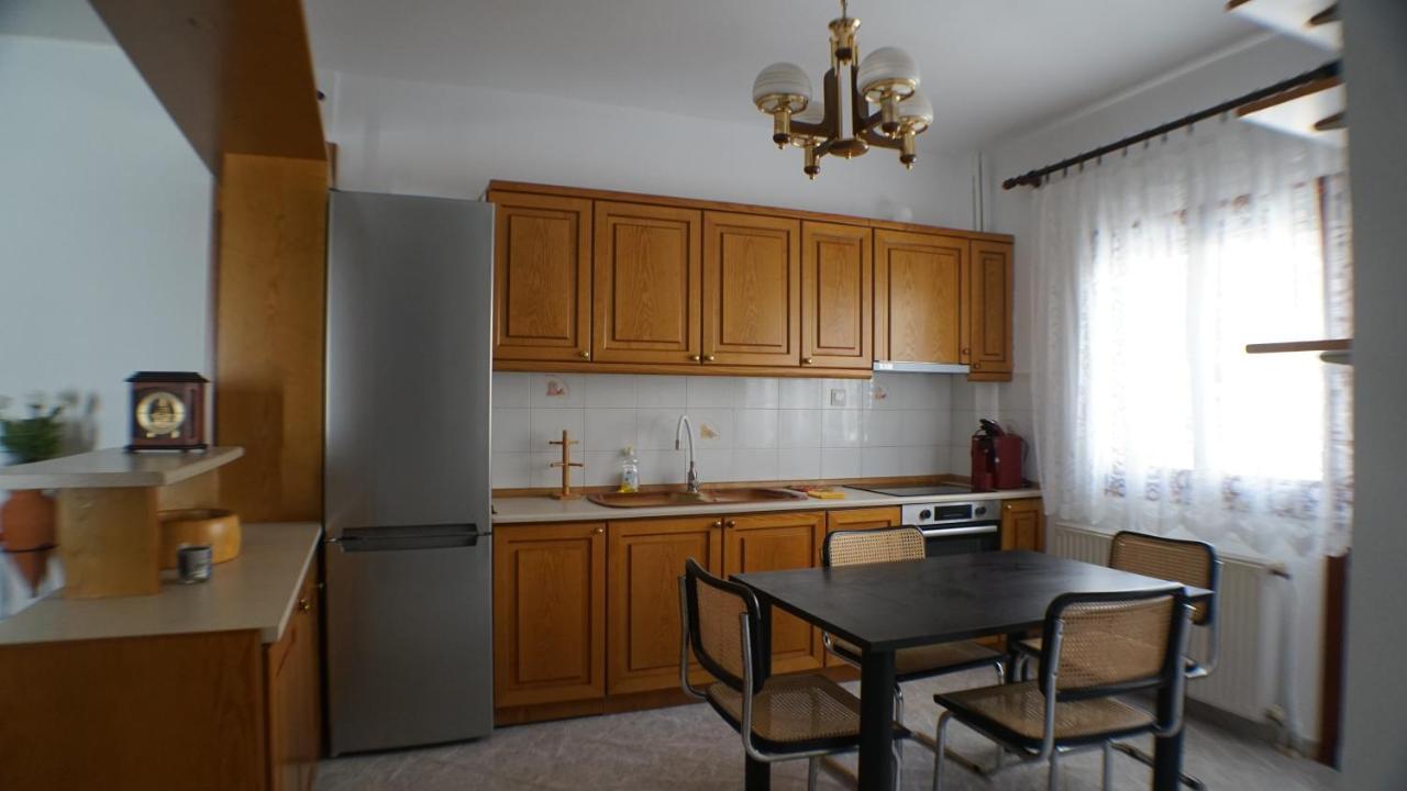 Villa Konstadine Аспровалта Екстериор снимка